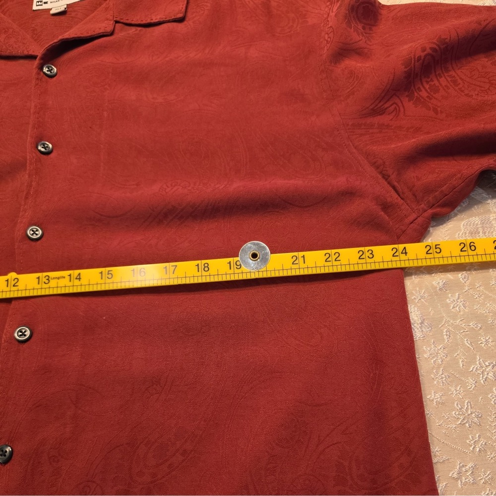 Wilke-Rodriguez Men's Short-Sleeve Silk Blend Camp Shirt in solid black. - Picture 5 of 8